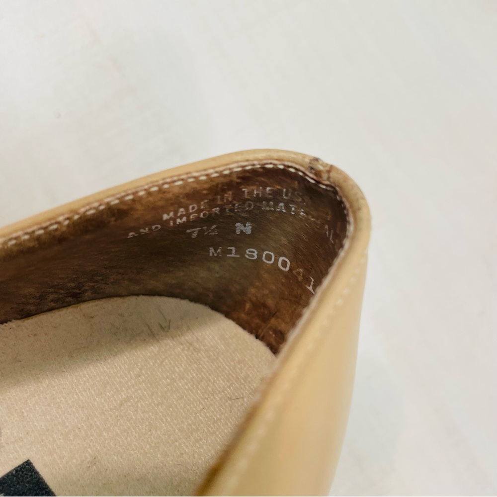 Munro American Beige Classic Leather With  Rubber Sole Slip-On Loafer, Sz 7-1/2N - Picture 10 of 10